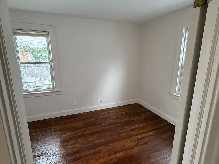 3559 W 122nd St — Photo 7