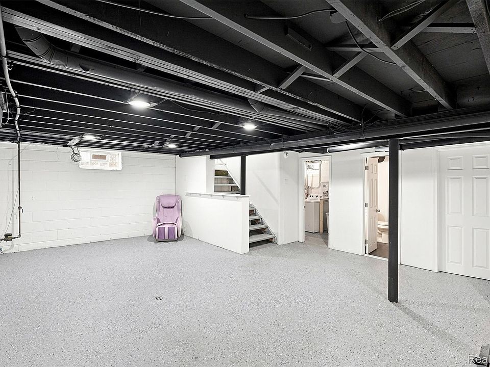 12827 Woodbine, photo 17