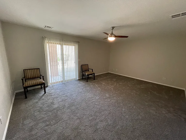 12055 Highland Ave — Photo 23