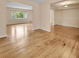 1032 Pinecrest Dr, Annapolis, MD 21403