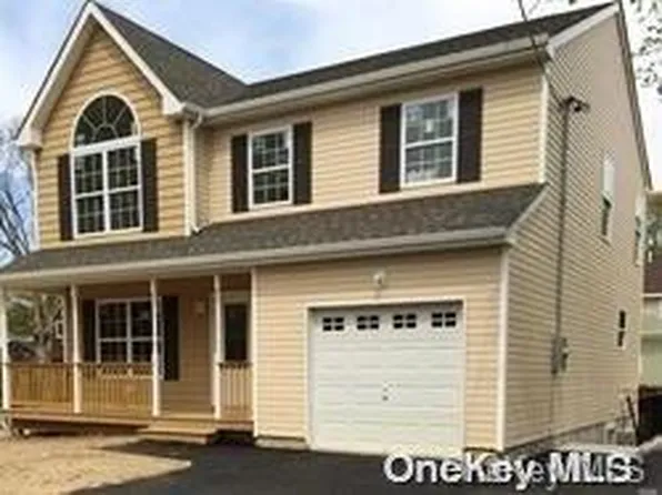 63 Ozark Street, Centereach, NY 11720