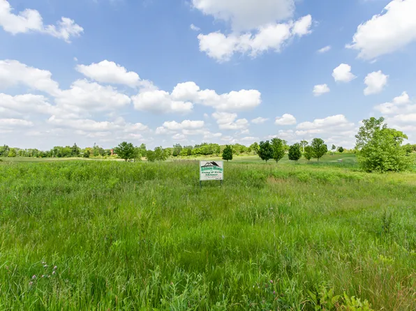 10006 Saint Andrews Dr, Marengo, IL 60152