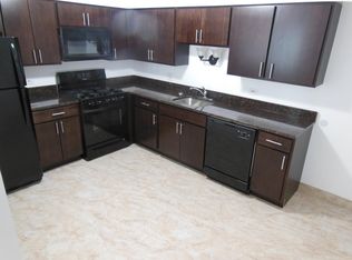 1341 E Ports O Call Dr, Palatine, IL 60074