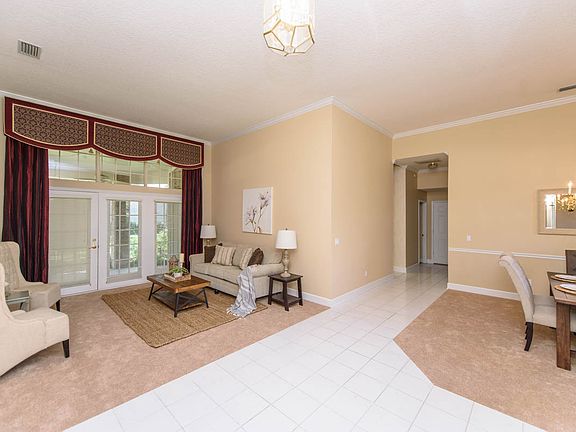 3rd image of 3054 Southern Hills Cir W