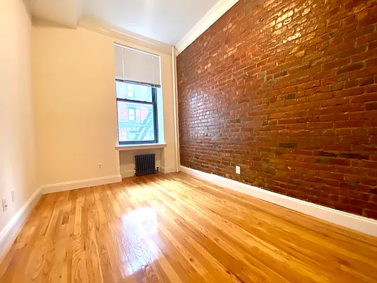 Rented by Nolita Group | media 43