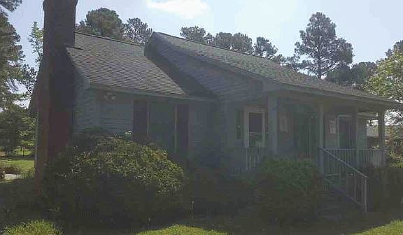 4th image of 124 Wisteria St