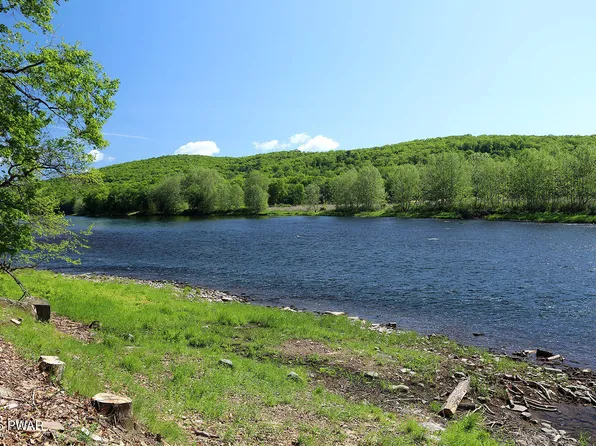 2194 River Rd, Damascus, PA 18415