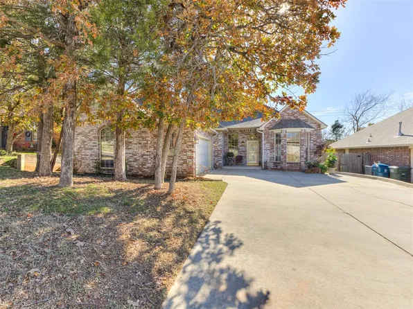 2512 Naples Way, Edmond, OK 73034