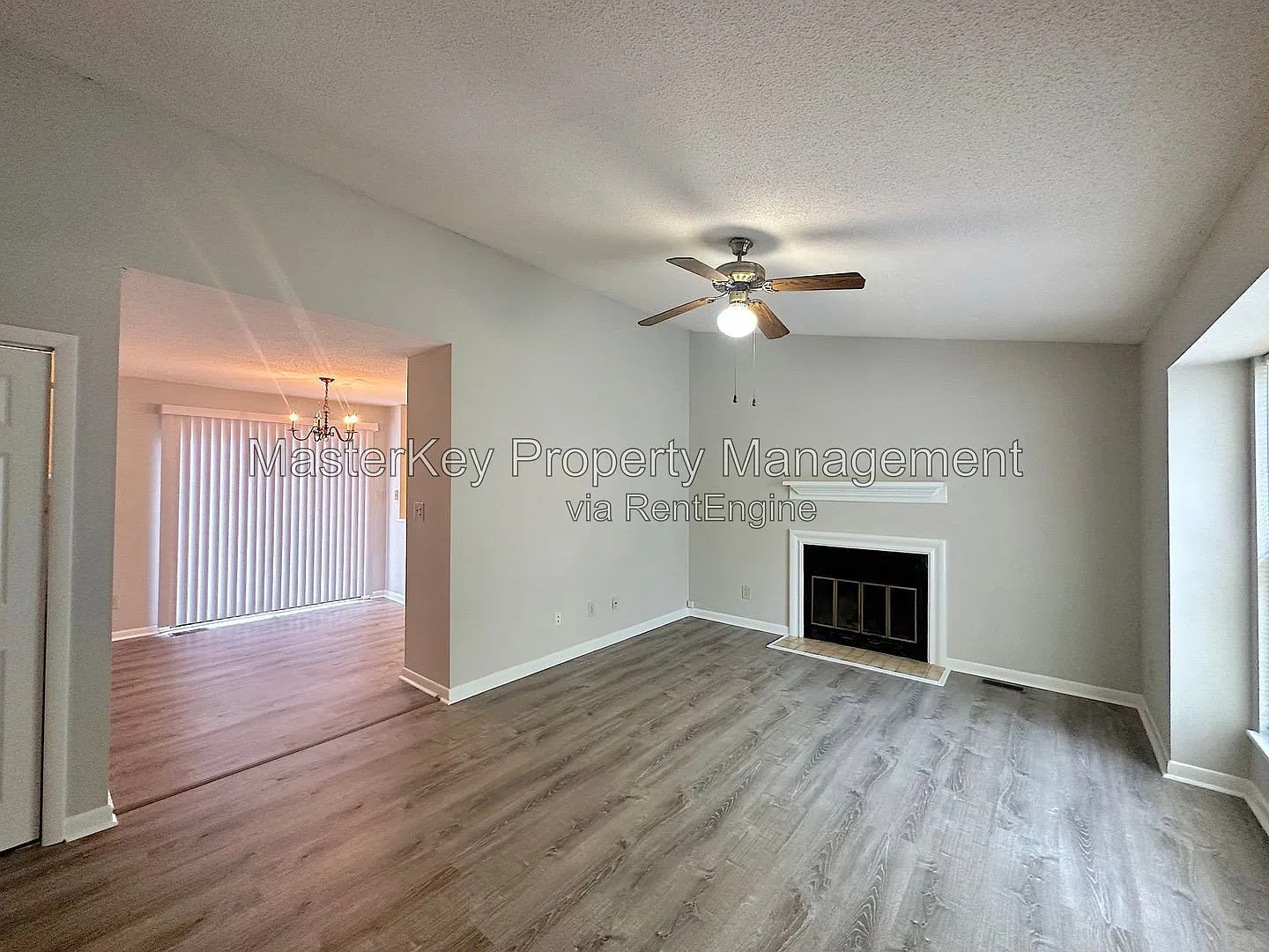 2 bed, 2.0 bath, 875 sqft, $1,600 — Photo 3