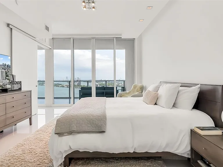 2020 N Bayshore Dr #2603 — Photo 26
