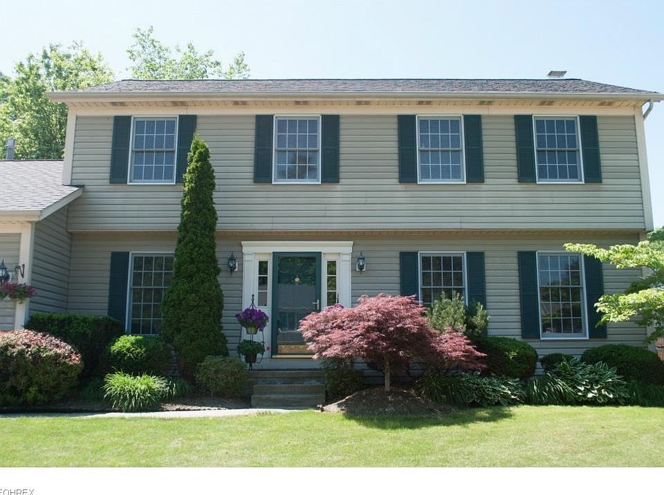 1st image of 19370 Spinnaker Cir