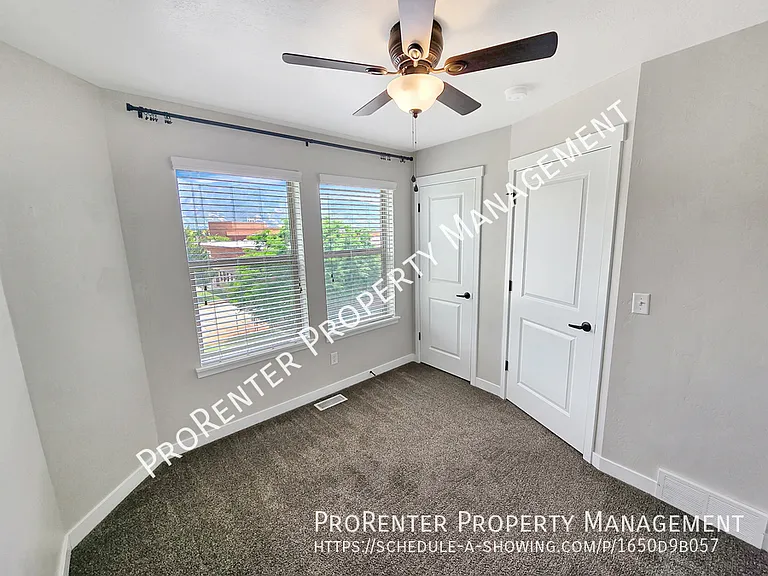 2516 N Knights Ln — Photo 12