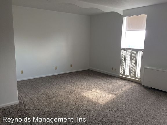 2nd image of 715 W Michigan Ave APT 607