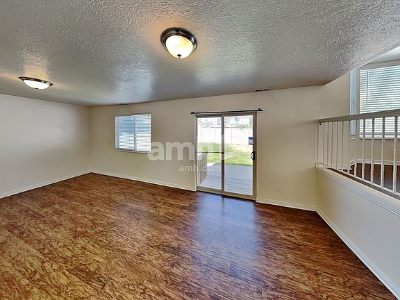 5th image of 8558 S Laurel Oak Dr
