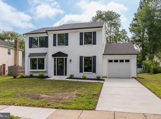 28 Sheffield Ln, Mount Laurel, NJ 08054