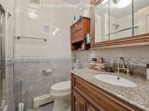 5th image of 2051 Pearson St #1