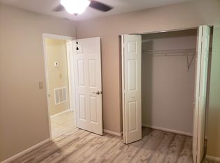 4605 Bayshore Dr APT G11, Naples, FL 34112