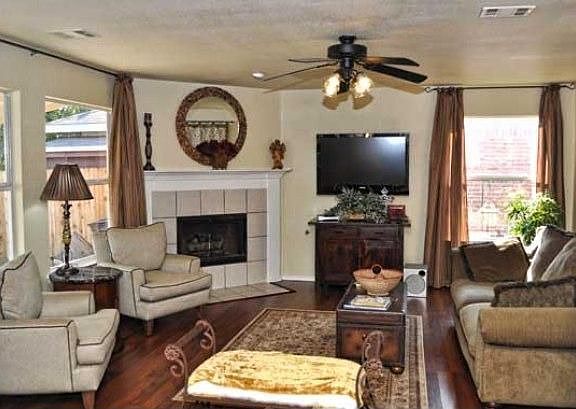 5th image of 820 Jockey Club Ln