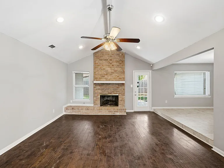 2502 Hollow Hook Rd — Photo 11