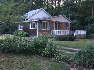 268 Usquepaugh Rd, South Kingstown, RI 02892