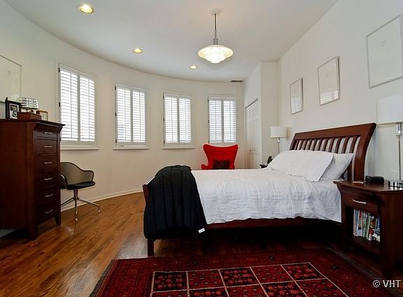 5th image of 2030 N Sedgwick St Unit A