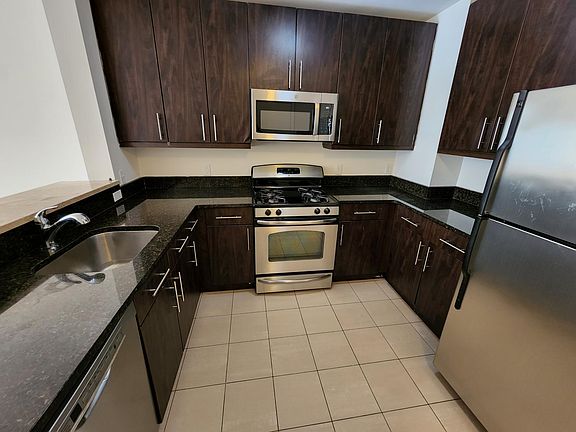 3rd image of 197 Academy St