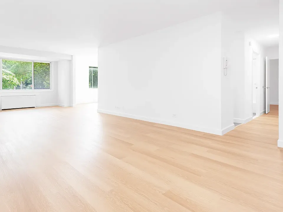 3333 Henry Hudson Pkwy #1D