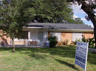 1967 Terbet Ln, Fort Worth, TX 76112