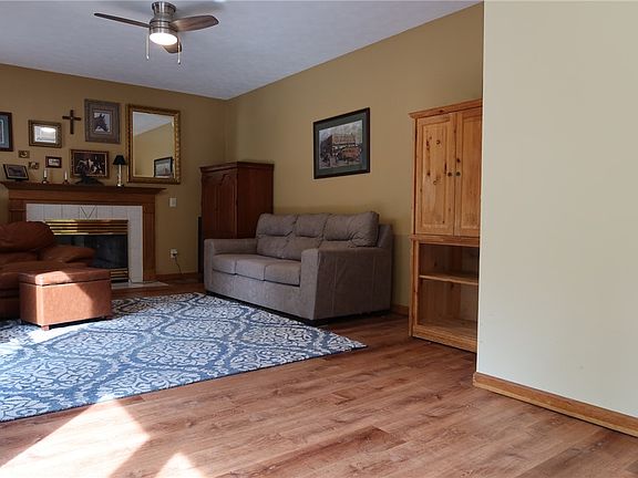 4th image of 1399 Heritage Trace Ct