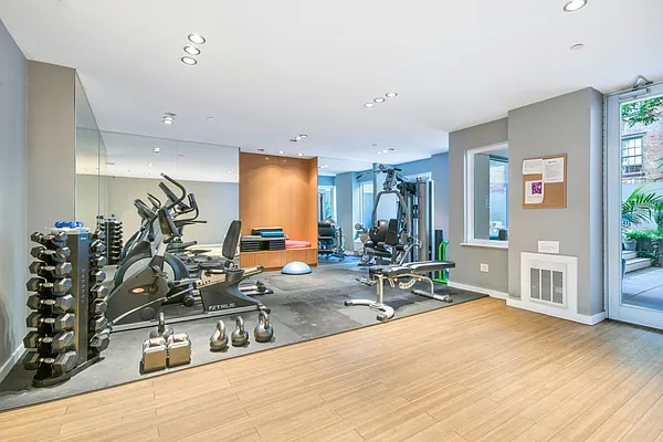 Sold by Compass | media 7