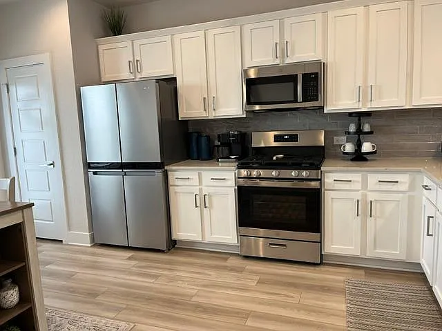 529 Peace Dr — Photo 4