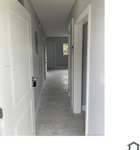 958 NW 24th Ave — Photo 2