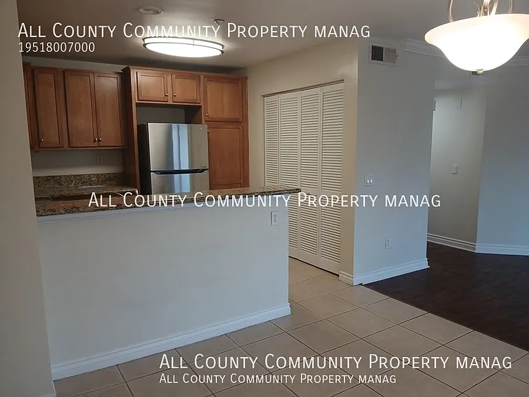 1132 N Broadway #14 — Photo 11
