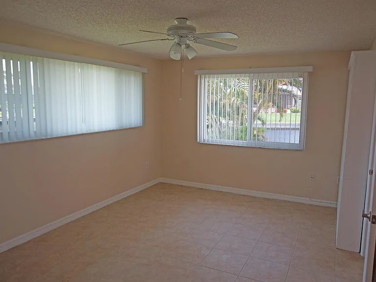 Second bedroom
