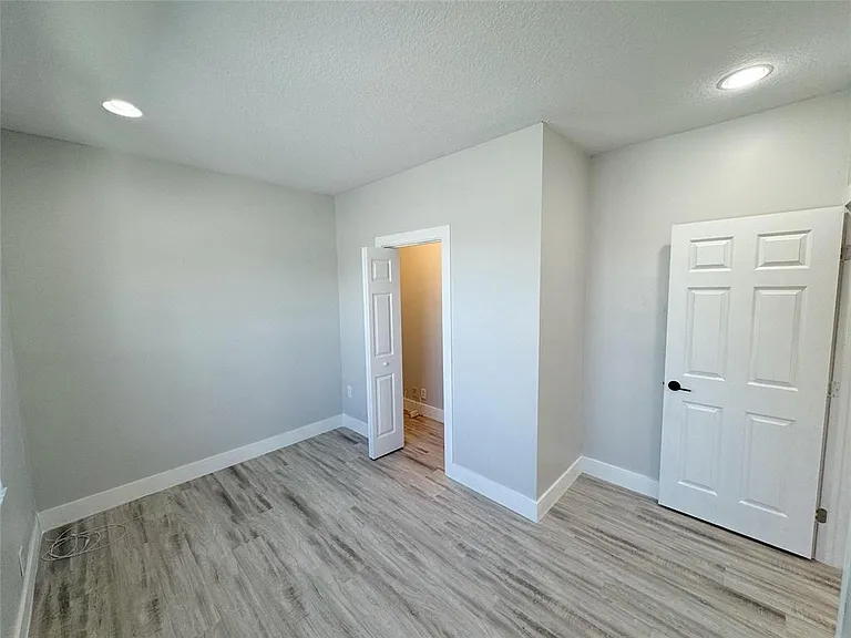 236 Belle Grove Ln — Photo 25