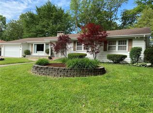 5 Eastmoreland Pl, Decatur, IL 62521