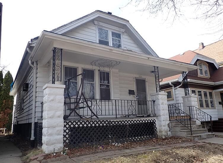 1st image of 3223 N 40th STREET