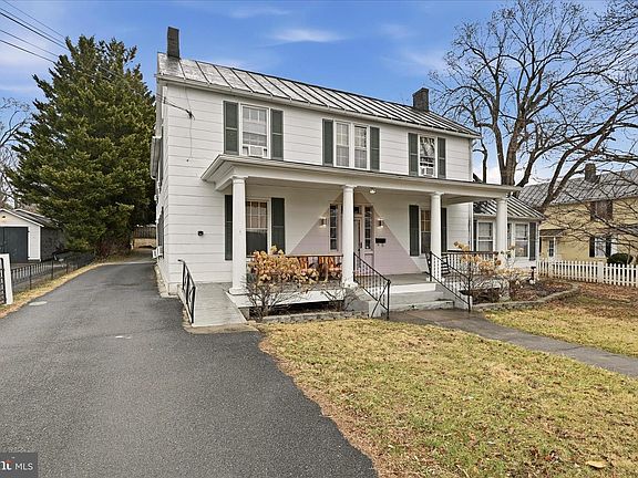 2nd image of 210 W Main St