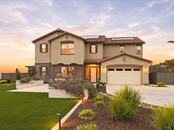 400 Loganberry Ct, El Dorado Hills, CA 95762