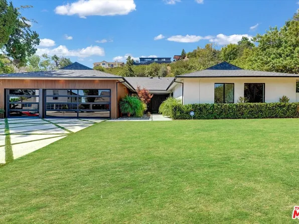3855 Corbin Ave, Tarzana, CA 91356