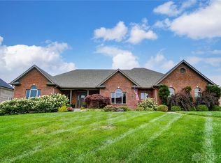 1423 Prestonwood Ct N, Xenia, OH 45385