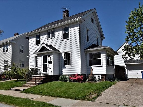 2nd image of 1592 Blossom Park Ave