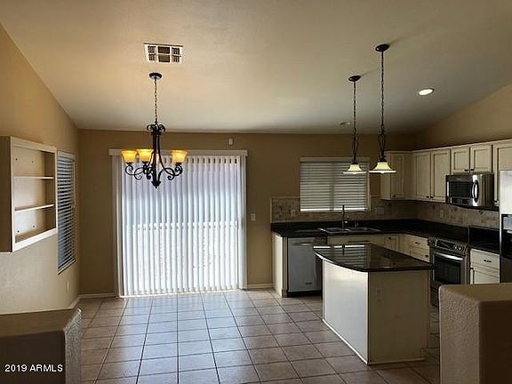 5th image of 3377 E Wildhorse Dr