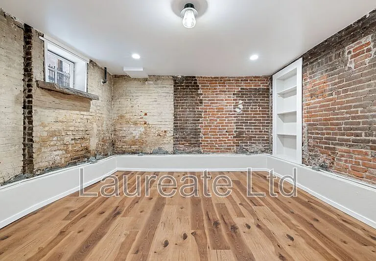 1126 N Lafayette St #5 — Photo 7