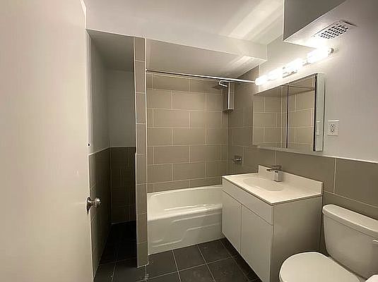 5th image of 144 W 23rd St APT 12A