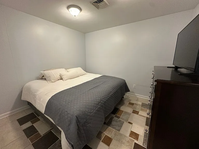 218 N Martin Luther King Jr Dr — Photo 4