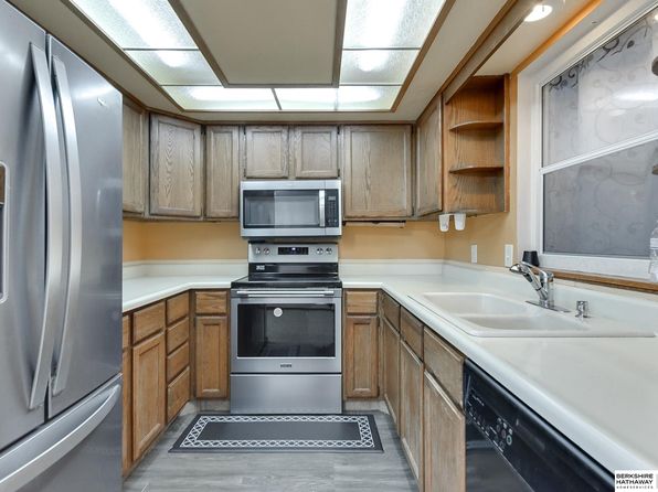 omaha-nebraska-75780236 picture