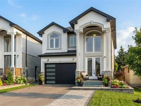 3 Mentino Cres, Hamilton, ON L8W 3J5