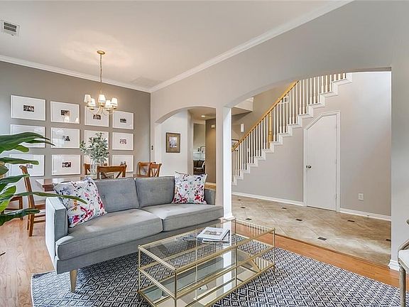 5th image of 3840 Birchmont Dr