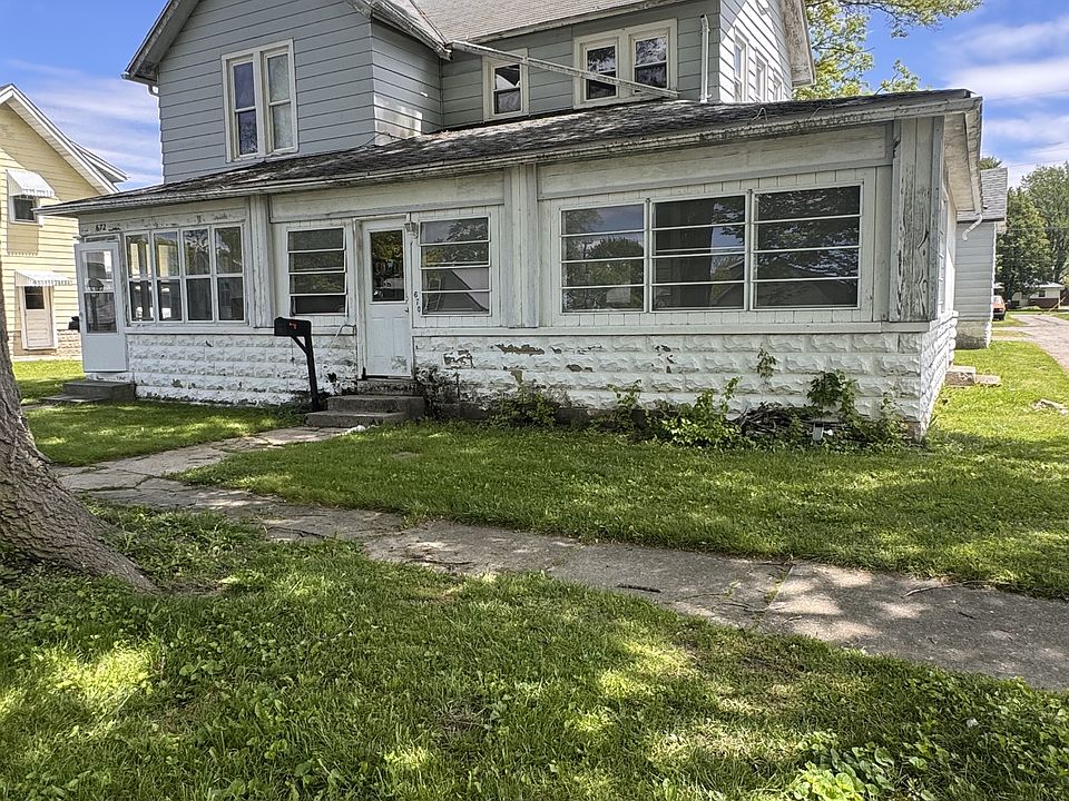 2nd image of 670 N Walnut St #1